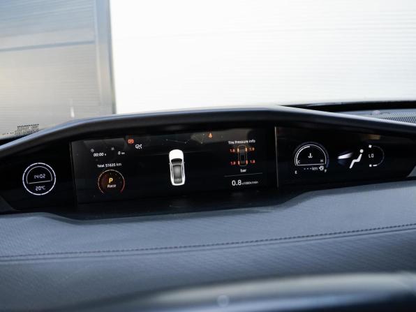Changan UNI-V I с пробегом 2022 года, цена 2 389 000 рублей, 51635 км, лифтбек, Автокод Объявления