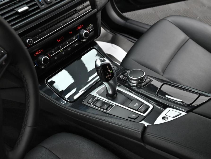 BMW 5 серии VI (F10/F11/F07) Рестайлинг Москва  - изображение 9