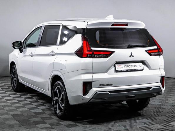 Mitsubishi Xpander I Рестайлинг с пробегом 2023 года, цена 2 600 000 рублей, 21471 км, внедорожник, Автокод Объявления