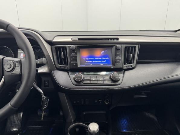 Toyota RAV4 IV (XA40) Рестайлинг с пробегом 2017 года, цена 2 440 000 рублей, 97581 км, внедорожник, Автокод Объявления