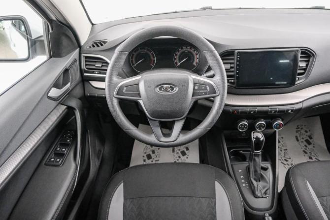 Lada (ВАЗ) Vesta I Рестайлинг (NG) с пробегом 2024 года, цена 1 329 000 рублей, 47728 км, седан, Автокод Объявления