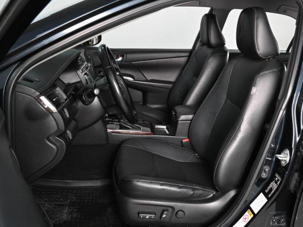 Toyota Camry VII (XV50) Рестайлинг с пробегом 2017 года, цена 2 149 000 рублей, 218854 км, седан, Автокод Объявления