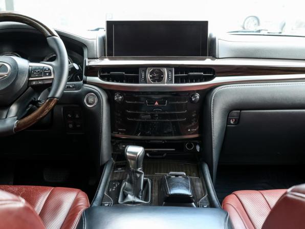 Lexus LX III Рестайлинг 2 с пробегом 2016 года, цена 5 398 000 рублей, 213670 км, внедорожник, Автокод Объявления