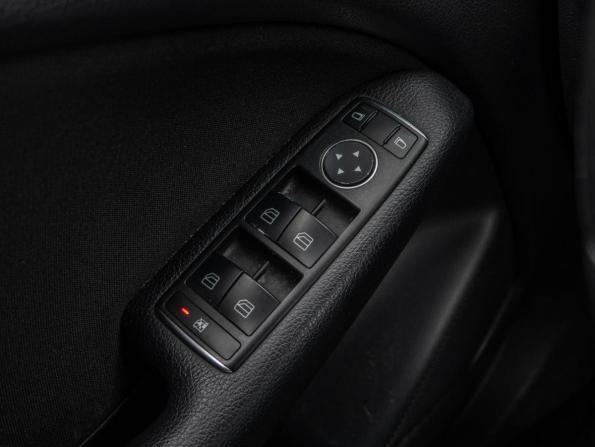 Mercedes-Benz B-Класс II (W246) с пробегом 2013 года, цена 955 000 рублей, 244085 км, хэтчбек, Автокод Объявления