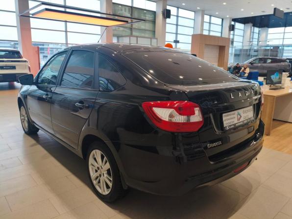 Lada (ВАЗ) Granta I Рестайлинг с пробегом 2024 года, цена 755 000 рублей, 37000 км, лифтбек, Автокод Объявления