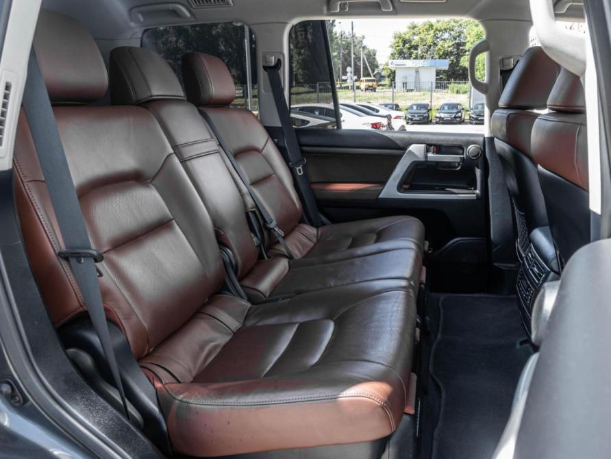 Toyota Land Cruiser 200 Series Рестайлинг 2 Ставрополь  - изображение 7