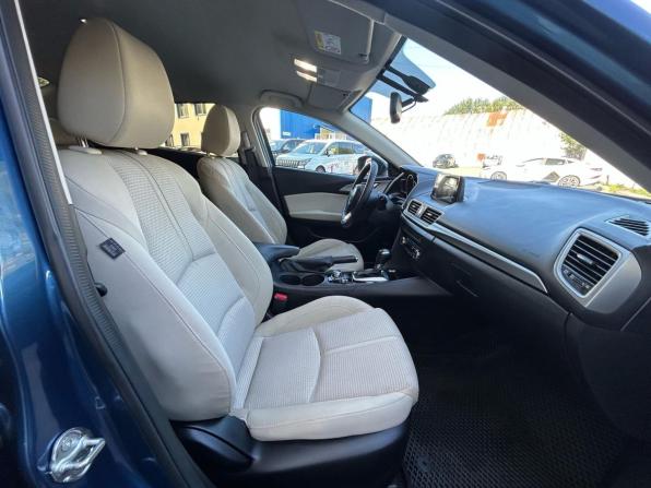 Mazda 3 III (BM) Рестайлинг с пробегом 2016 года, цена 1 350 000 рублей, 171322 км, седан, Автокод Объявления