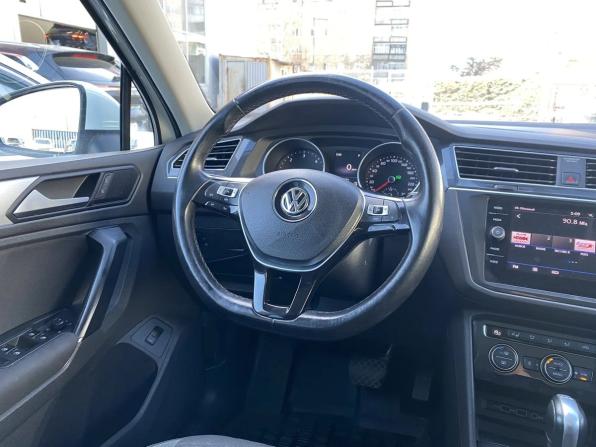 Volkswagen Tiguan II с пробегом 2018 года, цена 2 177 000 рублей, 183174 км, внедорожник, Автокод Объявления