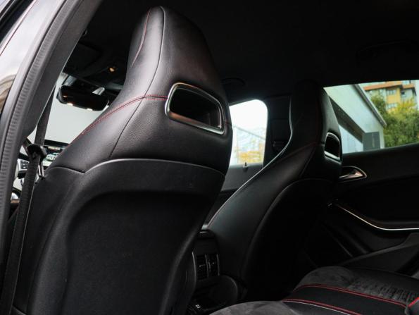 Mercedes-Benz GLA I (X156) Рестайлинг с пробегом 2017 года, цена 2 730 000 рублей, 72000 км, внедорожник, Автокод Объявления