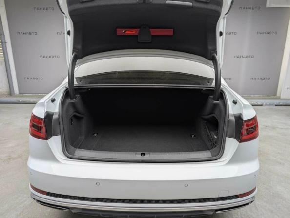 Audi A4 V (B9) с пробегом 2018 года, цена 3 197 000 рублей, 107673 км, седан, Автокод Объявления