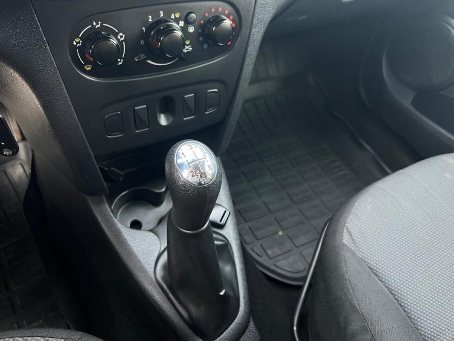 Renault Logan II Стерлитамак  - изображение 19