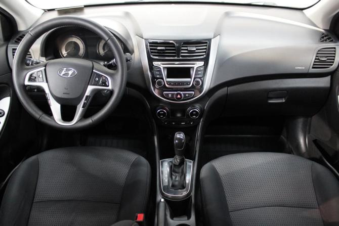 Hyundai Solaris I Рестайлинг с пробегом 2014 года, цена 779 000 рублей, 226025 км, хэтчбек, Автокод Объявления