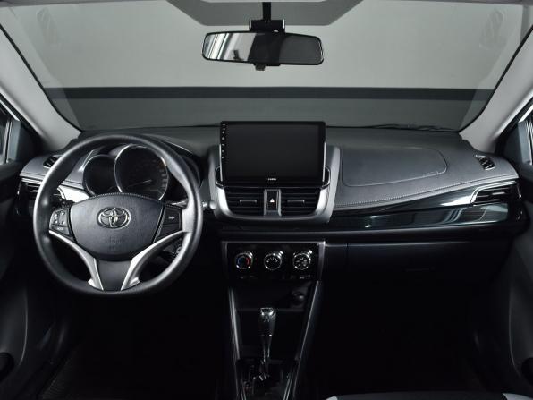 Toyota Yaris XP150 Рестайлинг с пробегом 2022 года, цена 1 794 995 рублей, 26239 км, хэтчбек, Автокод Объявления