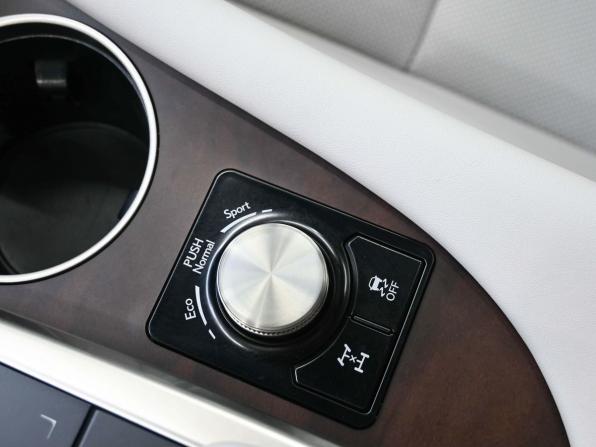 Lexus RX IV Рестайлинг с пробегом 2020 года, цена 5 849 900 рублей, 56000 км, внедорожник, Автокод Объявления