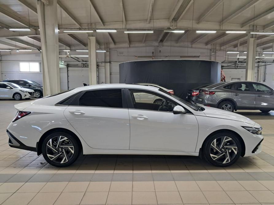Hyundai Elantra VII (CN7) Рестайлинг Набережные Челны  - изображение 5