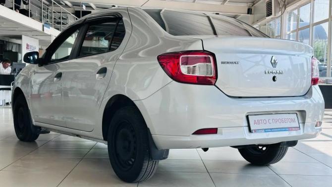 Renault Logan II с пробегом 2016 года, цена 715 000 рублей, 84000 км, седан, Автокод Объявления
