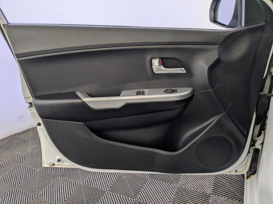 Kia Rio III Москва  - изображение 17