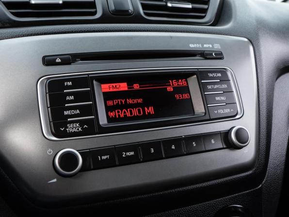 Kia Rio III Рестайлинг с пробегом 2016 года, цена 1 099 000 рублей, 100011 км, седан, Автокод Объявления