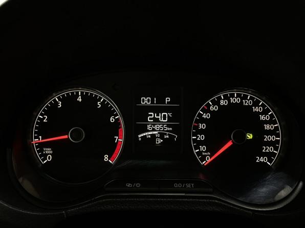 Volkswagen Polo V Рестайлинг с пробегом 2018 года, цена 980 000 рублей, 164854 км, седан, Автокод Объявления