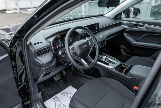 Haval Jolion I Рестайлинг с пробегом 2025 года, цена 2 375 000 рублей, 1010 км, внедорожник, Автокод Объявления