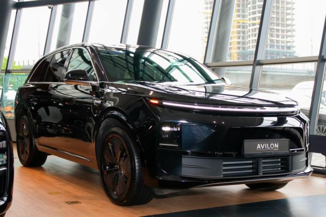 Новый Li Auto (Lixiang) L6 2025 года, цена 8 190 000 рублей, внедорожник, Автокод Объявления