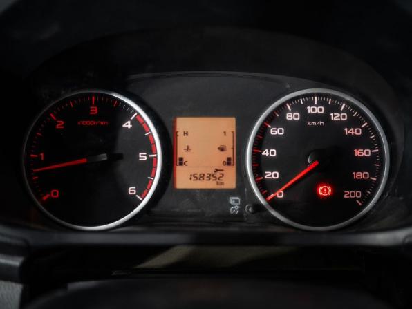 Mitsubishi L200 V с пробегом 2015 года, цена 1 395 000 рублей, 158352 км, offers.body_type.unknown, Автокод Объявления
