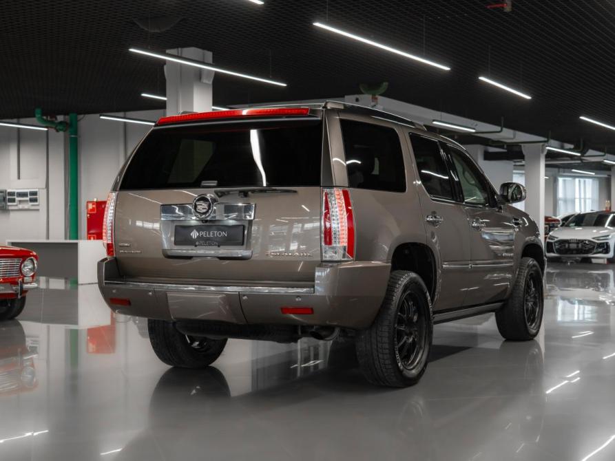Cadillac Escalade III Москва  - изображение 5