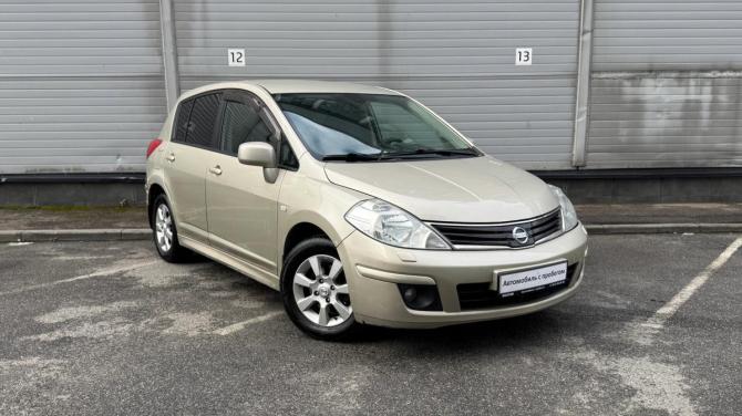 Nissan Tiida I Рестайлинг с пробегом 2010 года, цена 569 000 рублей, 179165 км, хэтчбек, Автокод Объявления