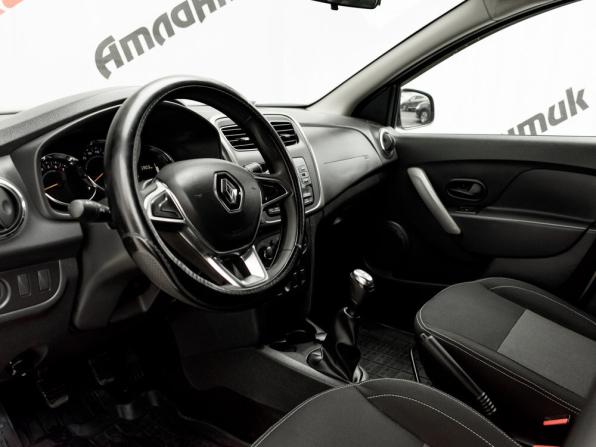 Renault Sandero II Рестайлинг с пробегом 2021 года, цена 1 475 000 рублей, 36903 км, хэтчбек, Автокод Объявления