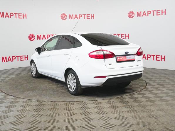 Ford Fiesta Mk6 Рестайлинг с пробегом 2015 года, цена 693 000 рублей, 189265 км, седан, Автокод Объявления