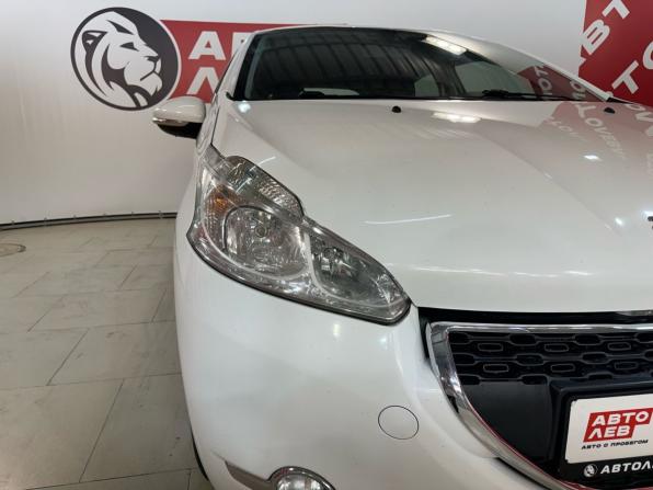 Peugeot 208 I с пробегом 2014 года, цена 600 000 рублей, 162957 км, хэтчбек, Автокод Объявления
