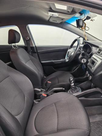 Kia Rio III Рестайлинг с пробегом 2015 года, цена 740 000 рублей, 143000 км, седан, Автокод Объявления