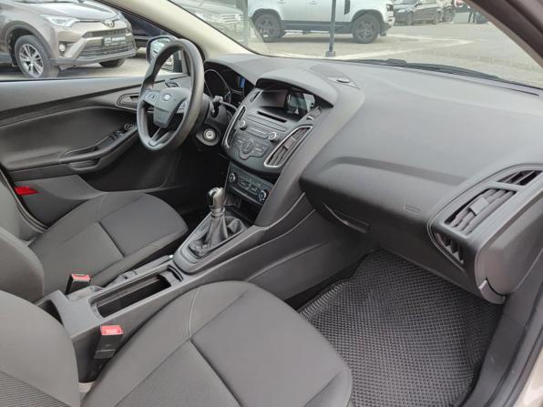 Ford Focus III Рестайлинг с пробегом 2017 года, цена 990 000 рублей, 109176 км, хэтчбек, Автокод Объявления