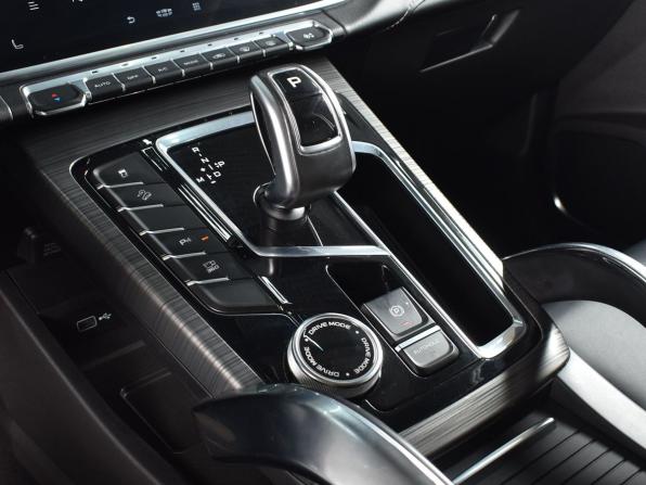 Geely Atlas Pro с пробегом 2023 года, цена 1 929 995 рублей, 119578 км, внедорожник, Автокод Объявления
