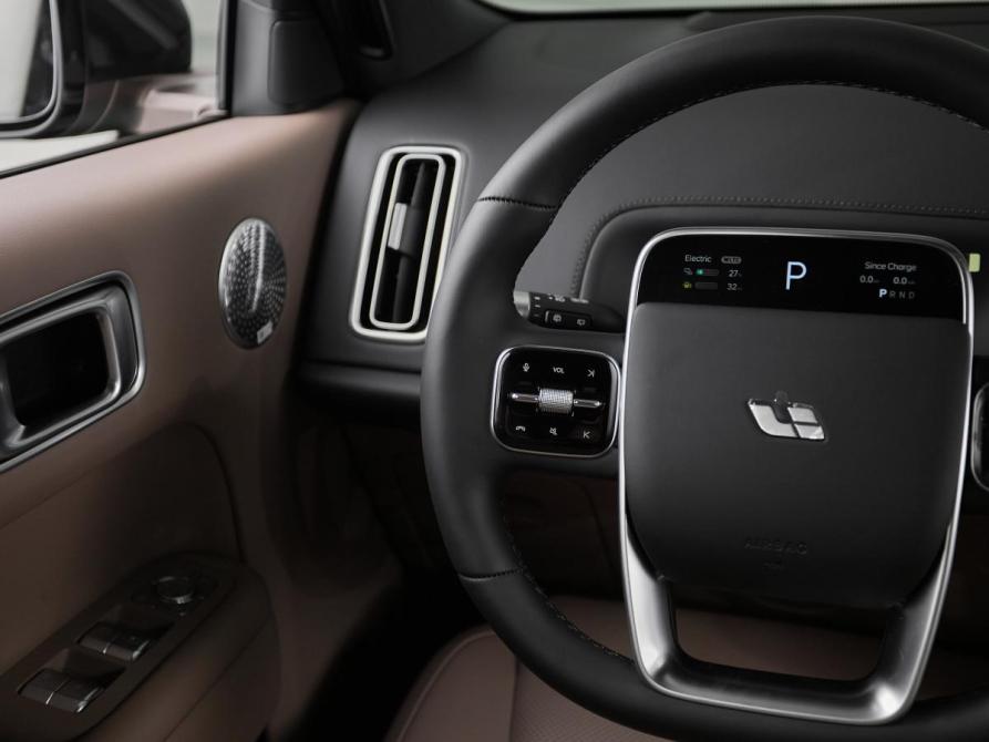 Li Auto (Lixiang) L9 I Рестайлинг Москва  - изображение 17