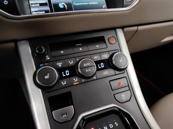 Land Rover Range Rover Evoque I Рестайлинг с пробегом 2015 года, цена 1 698 000 рублей, 260600 км, внедорожник, Автокод Объявления