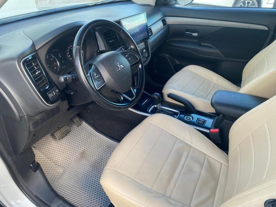 Mitsubishi Outlander III Рестайлинг 2 Курган  - изображение 7
