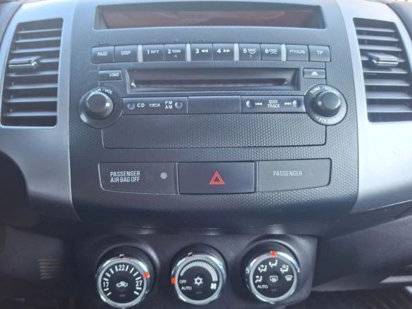 Mitsubishi Outlander II Рестайлинг с пробегом 2011 года, цена 998 000 рублей, 261000 км, внедорожник, Автокод Объявления