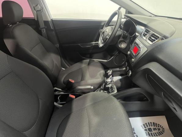 Kia Rio III Рестайлинг с пробегом 2015 года, цена 829 000 рублей, 207836 км, седан, Автокод Объявления