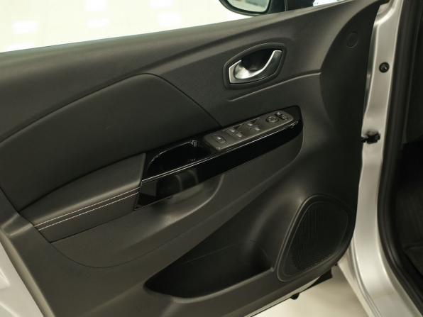 Renault Kaptur I Рестайлинг с пробегом 2021 года, цена 1 624 000 рублей, 66936 км, внедорожник, Автокод Объявления