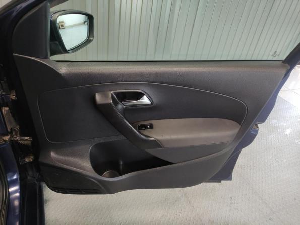 Volkswagen Polo V с пробегом 2012 года, цена 703 000 рублей, 164235 км, седан, Автокод Объявления
