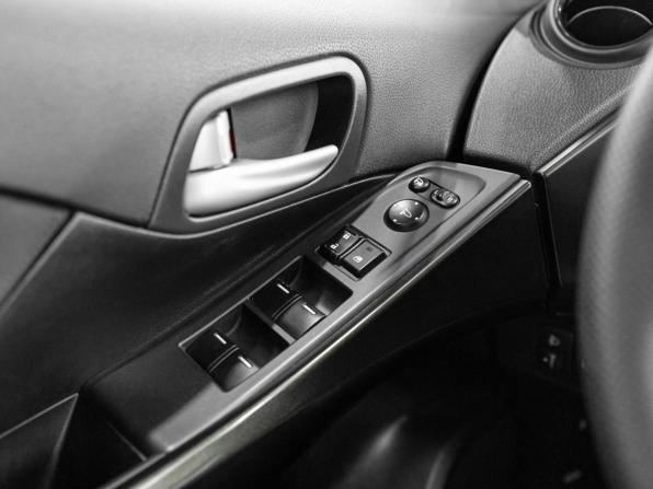 Honda Civic IX с пробегом 2012 года, цена 1 210 000 рублей, 199273 км, хэтчбек, Автокод Объявления