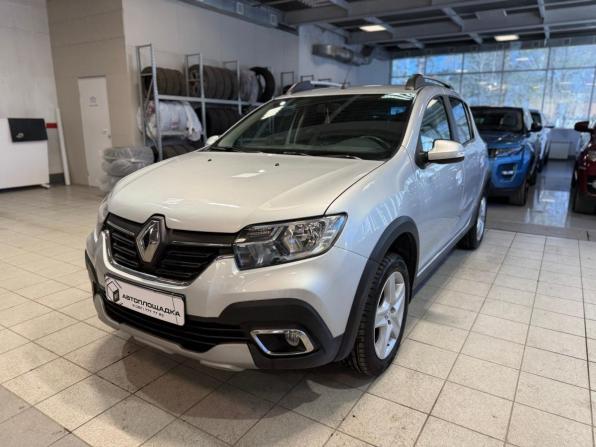 Renault Sandero II с пробегом 2018 года, цена 849 000 рублей, 84784 км, хэтчбек, Автокод Объявления