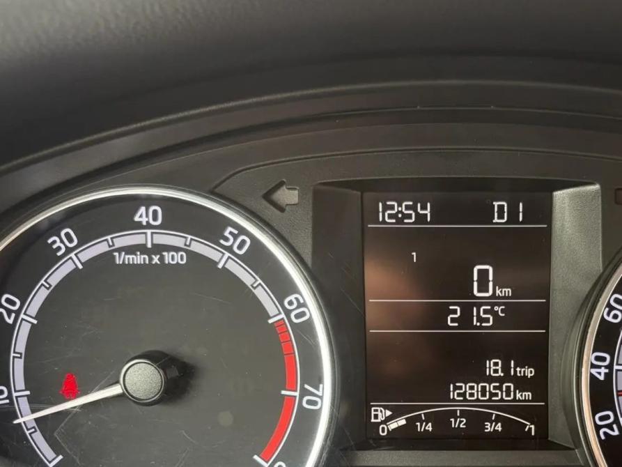 Skoda Rapid I Рестайлинг Москва  - изображение 13
