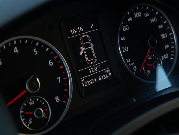 Volkswagen Tiguan I Рестайлинг с пробегом 2016 года, цена 1 388 000 рублей, 122600 км, внедорожник, Автокод Объявления
