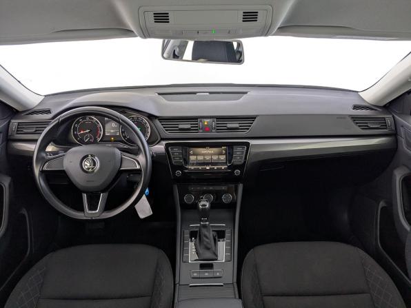 Skoda Superb III с пробегом 2019 года, цена 2 450 000 рублей, 53688 км, лифтбек, Автокод Объявления