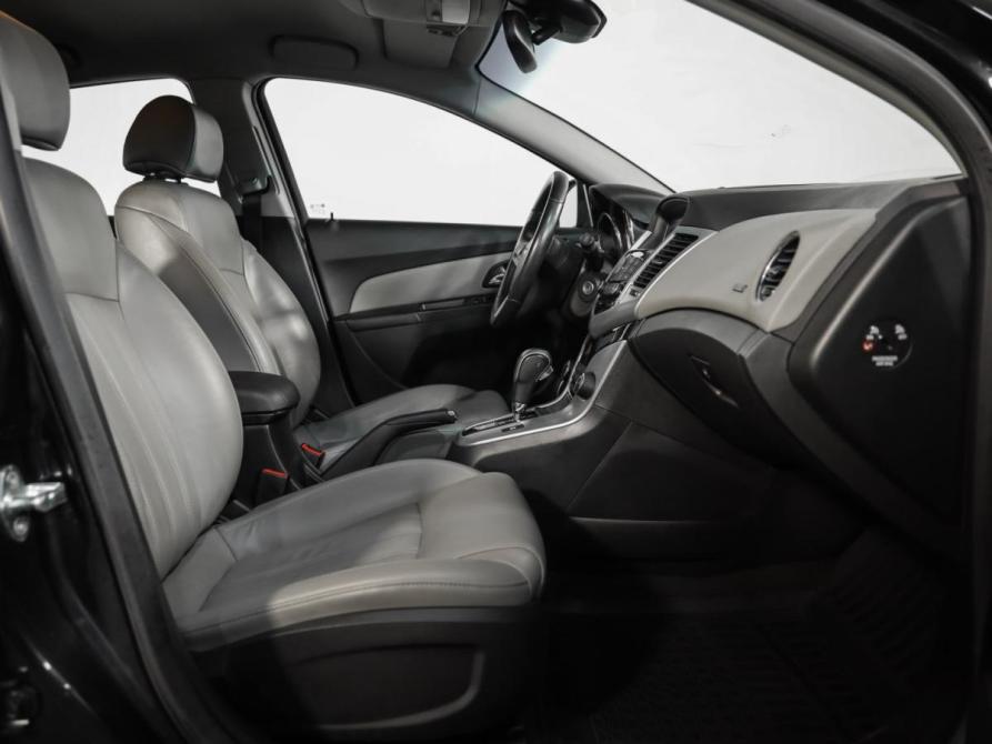Chevrolet Cruze I Рестайлинг Санкт-Петербург  - изображение 18