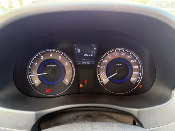 Hyundai Solaris I с пробегом 2011 года, цена 599 000 рублей, 122000 км, седан, Автокод Объявления