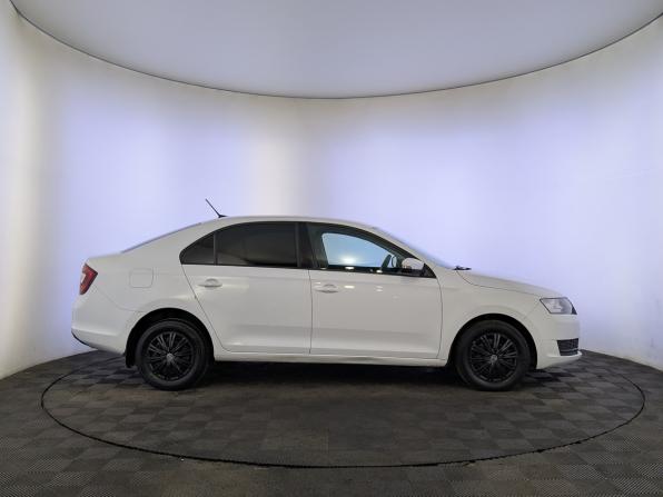 Skoda Rapid I Рестайлинг с пробегом 2019 года, цена 900 000 рублей, 171570 км, лифтбек, Автокод Объявления