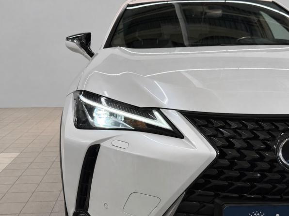 Lexus UX I с пробегом 2021 года, цена 3 050 000 рублей, 78484 км, внедорожник, Автокод Объявления